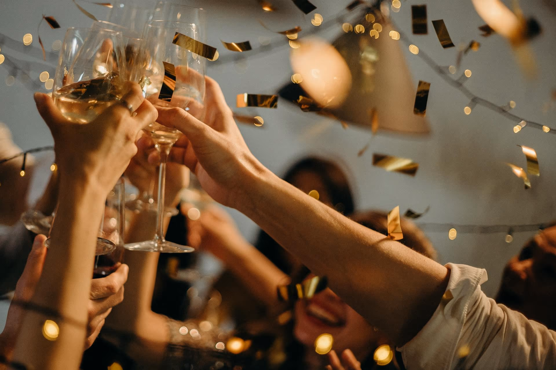 Sektempfang zur Hochzeit mit Pfälzer Sekt — Villa Renting Eisenberg Pfalz