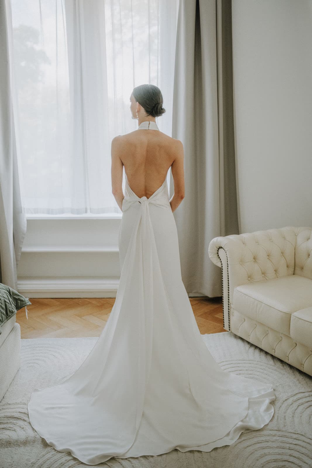 Gästezimmer mit warmen Farben für die Hochzeit mit Übernachtung — Villa Renting Eisenberg Pfalz