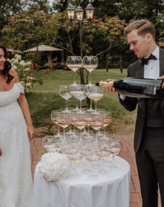 Villa-Renting-Pfalz-Champagnertower-hochzeitslocation